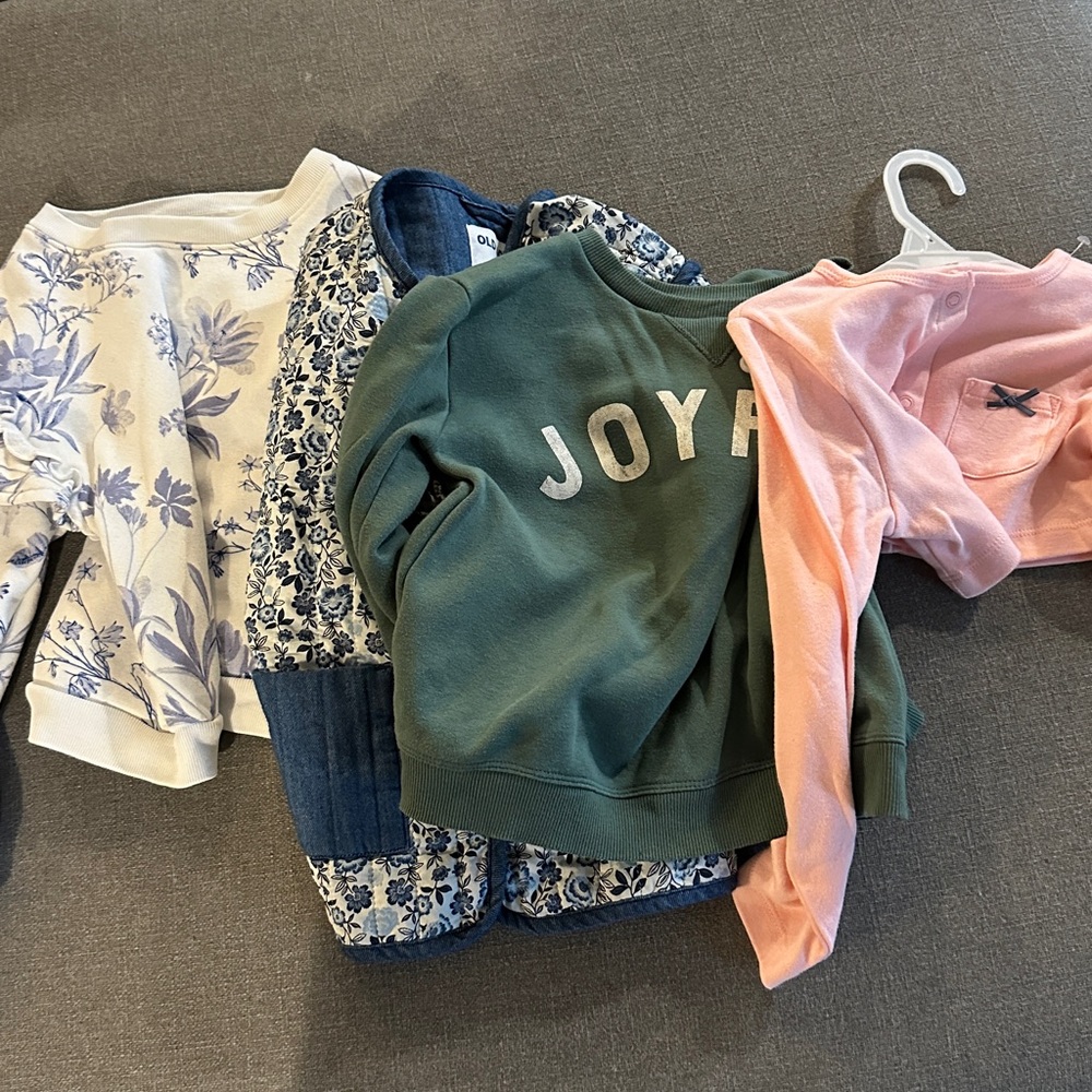 11 piece bundle 5T Fleece legging & Sweatshirt/Sweatsuit